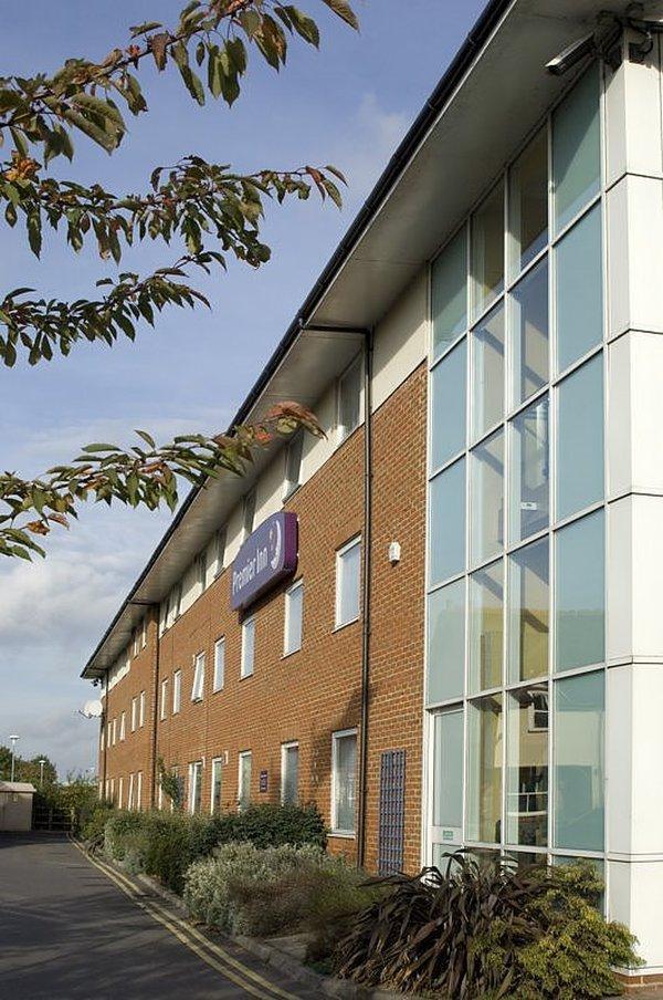 Premier Inn Reading - Caversham Bridge Exterior photo